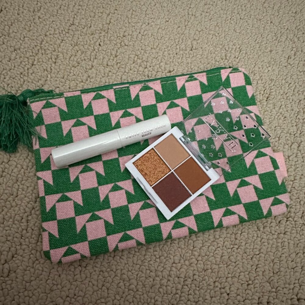 IPSY Glam Bag Pink & Green August 2023 w/ Product Shown